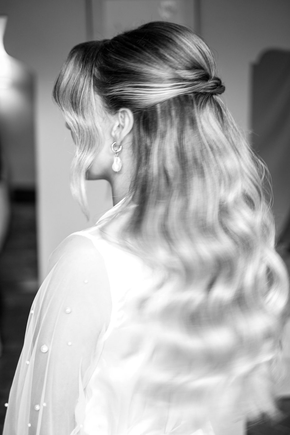 Bridal hairstyle by Nikoleta Makeup & Team, photo 43